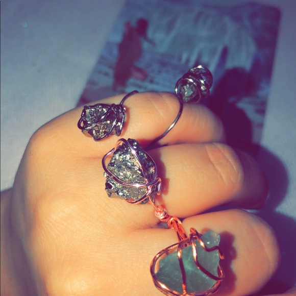 ✨🌙 Yours Truly!🍓👽 - Picture 7 of 10